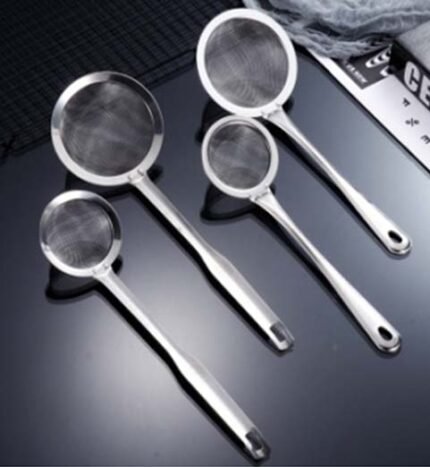 PASSOIR TAMIS FILET PEU PROFONDE EN INOX D 8 CM